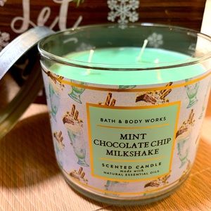 Bath & Body Works MINT CHOCOLATE CHIP MILKSHAKE 3Wick Candle~  New~ 14.5oz